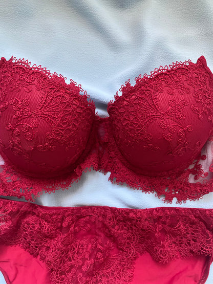 Kırmızı Dantel Takım